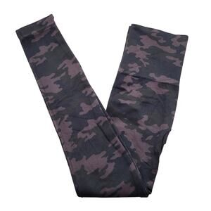 Spanx Leggings Women's Small Camo Mid Rise Capri Crop Active Yoga Athleisure